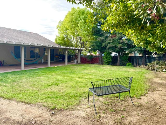 3501 Carson Avenue, Clovis, CA 93611