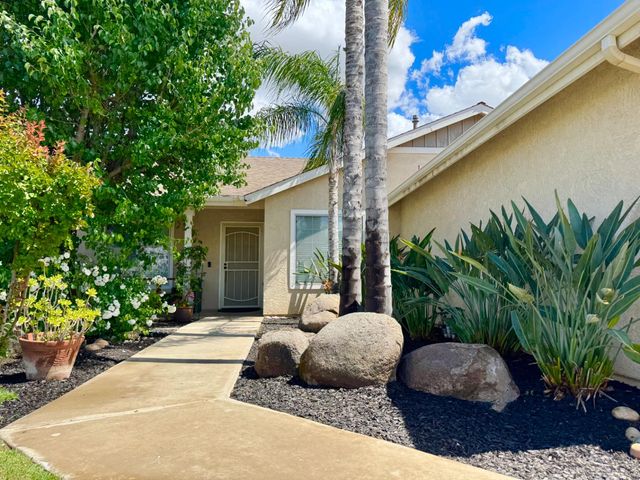 3501 Carson Avenue, Clovis, CA 93611