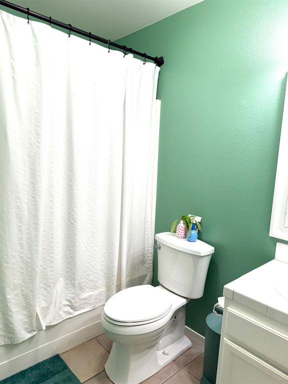 Image 12 of property listing at 3501 Carson Avenue, Clovis, CA 93611