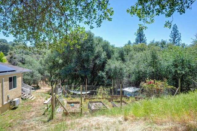 3600 Gold Country Dr, El Dorado, CA 95623