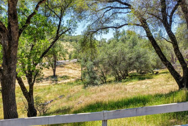 3600 Gold Country Dr, El Dorado, CA 95623