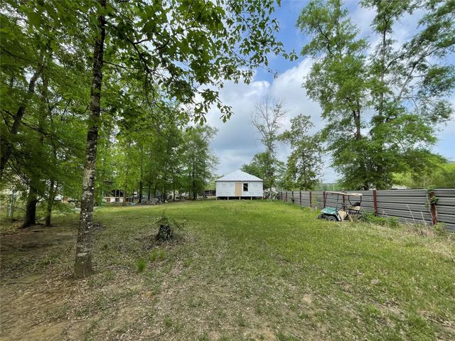 182 Road 5101, Cleveland, TX 77327