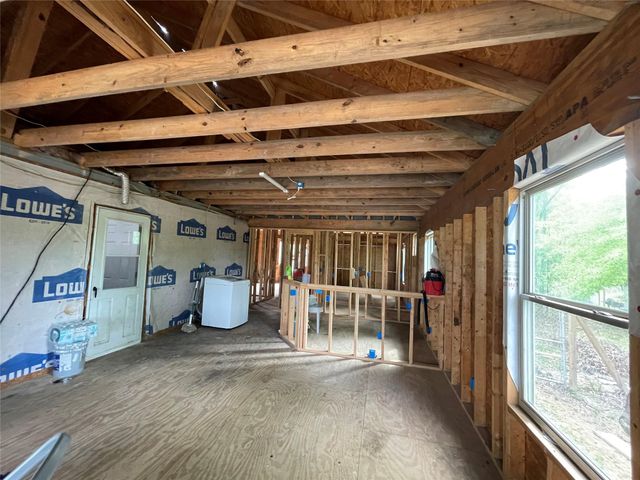 182 Road 5101, Cleveland, TX 77327