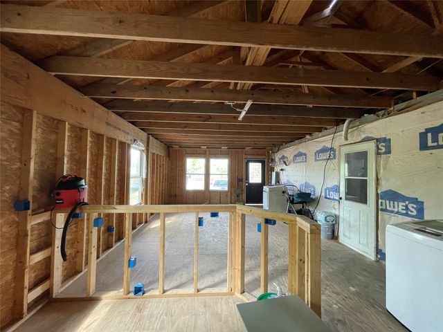 182 Road 5101, Cleveland, TX 77327