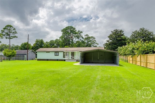 205 Oak Drive, Bloomingdale, GA 31302