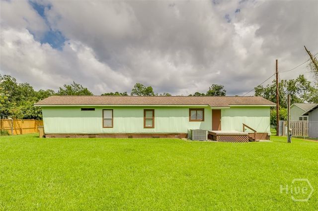 205 Oak Drive, Bloomingdale, GA 31302