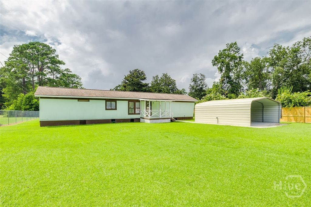 205 Oak Drive, Bloomingdale, GA 31302