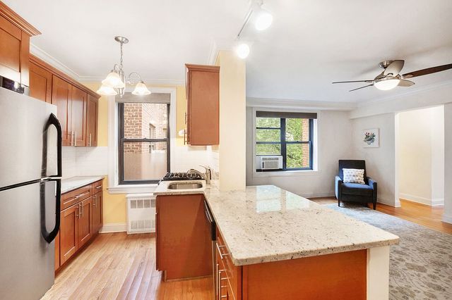 4489 Broadway Apt 6C, New York City, NY 10040