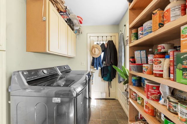 6721 W Greenwood Rd, Spokane, WA 99224