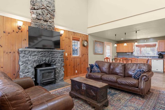 6721 W Greenwood Rd, Spokane, WA 99224