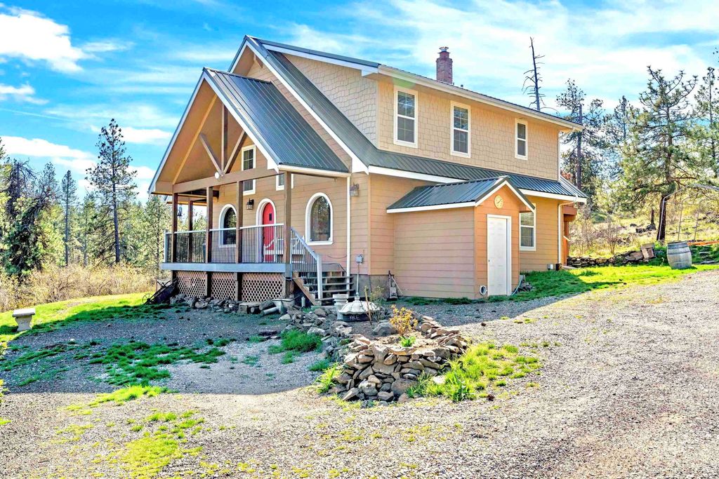 6721 W Greenwood Rd, Spokane, WA 99224