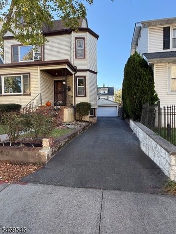 361 Halsted St, East Orange City, NJ 07018