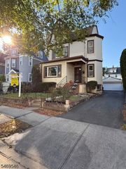 361 Halsted St, East Orange City, NJ 07018