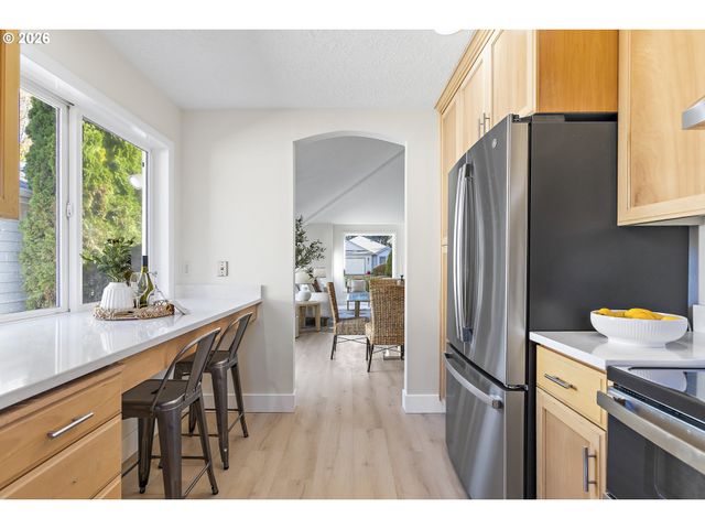 4855 8TH Ave Se, Salem, OR 97302
