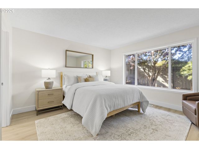 4855 8TH Ave Se, Salem, OR 97302