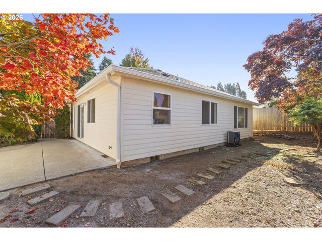 4855 8TH Ave Se, Salem, OR 97302