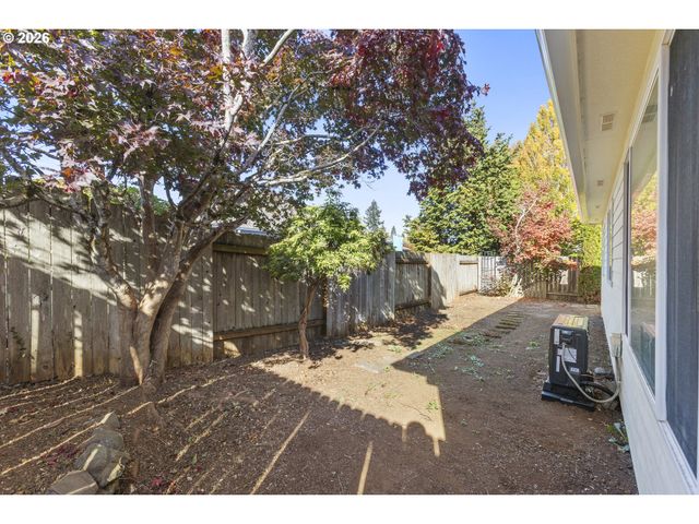 4855 8TH Ave Se, Salem, OR 97302