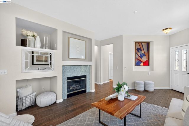 1606 Regent Dr, Brentwood, CA 94513