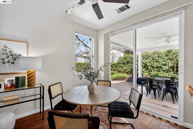 1606 Regent Dr, Brentwood, CA 94513