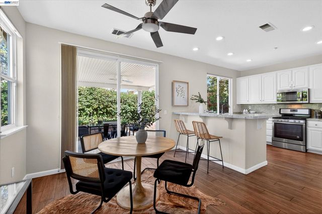 1606 Regent Dr, Brentwood, CA 94513