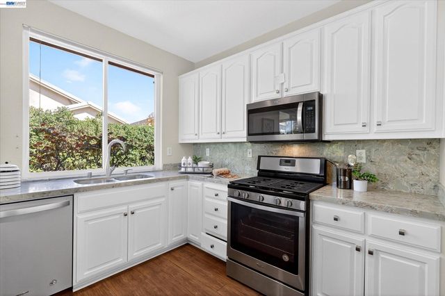 1606 Regent Dr, Brentwood, CA 94513