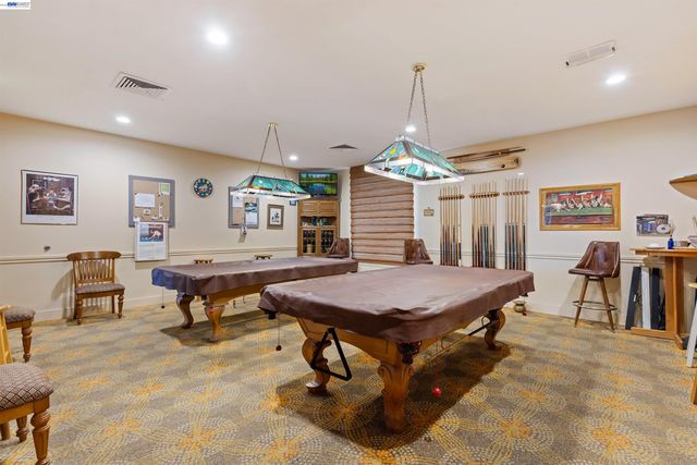1606 Regent Dr, Brentwood, CA 94513