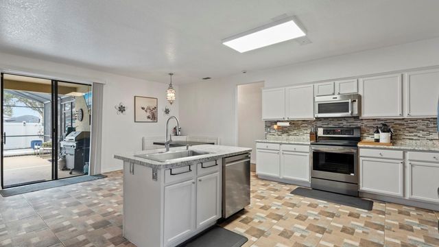 2819 VILLAGE PINE TERRACE, Orlando, FL 32833