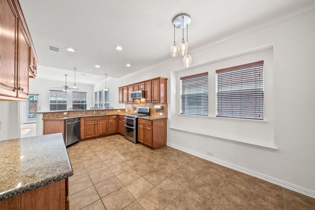 325 Kirby Drive, Argyle, TX 76226