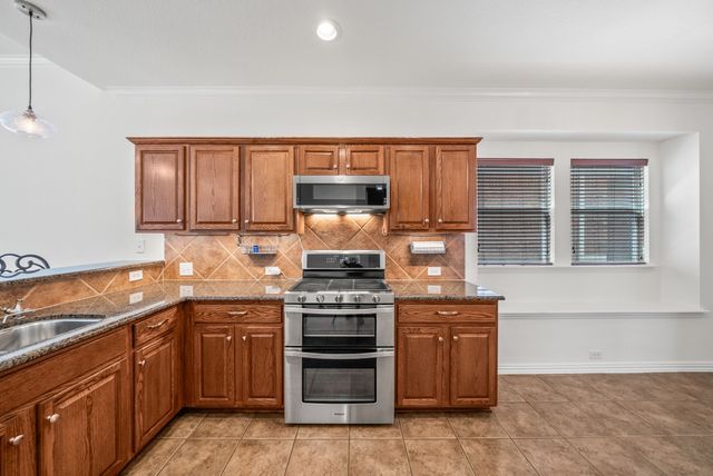 325 Kirby Drive, Argyle, TX 76226