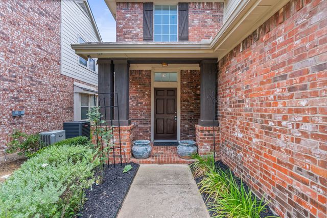 325 Kirby Drive, Argyle, TX 76226
