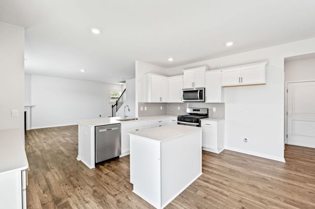 906 Pineland Drive, Woodruff, SC 29388
