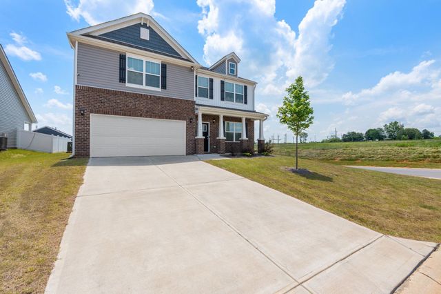 906 Pineland Drive, Woodruff, SC 29388