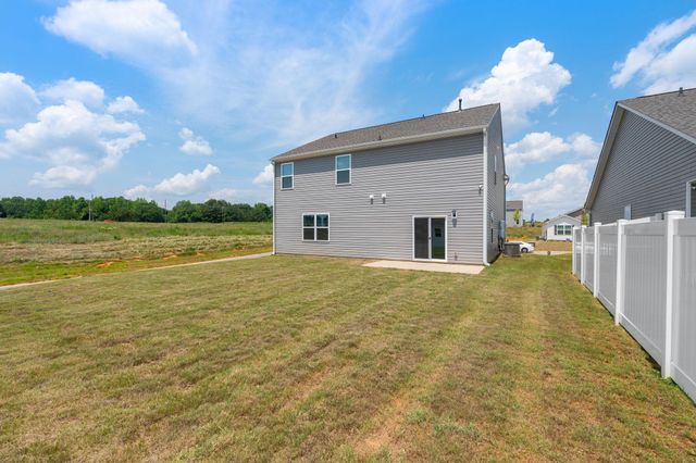 906 Pineland Drive, Woodruff, SC 29388