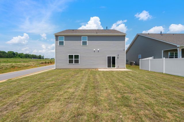 906 Pineland Drive, Woodruff, SC 29388