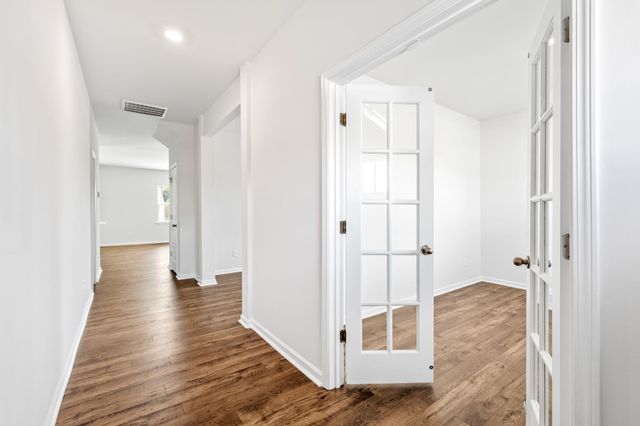 906 Pineland Drive, Woodruff, SC 29388