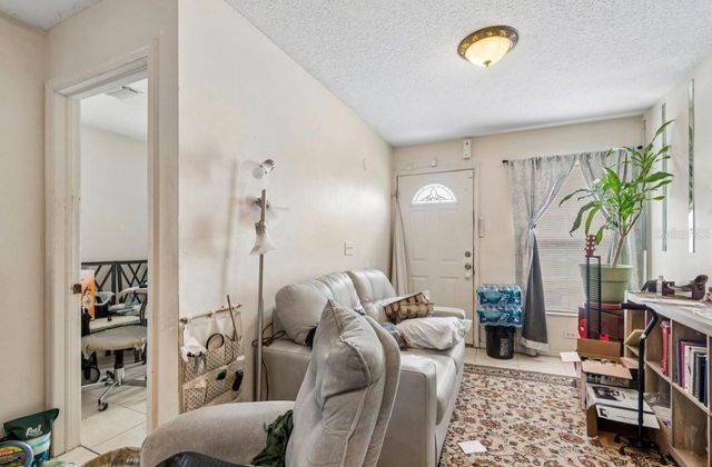 1901 E 32ND AVENUE, Tampa, FL 33610