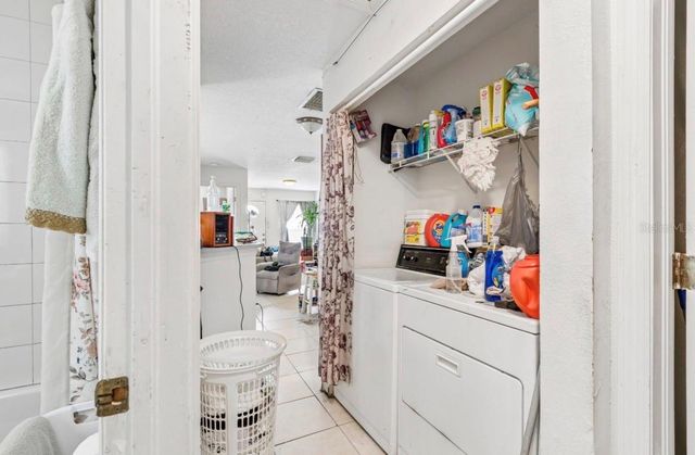 1901 E 32ND AVENUE, Tampa, FL 33610