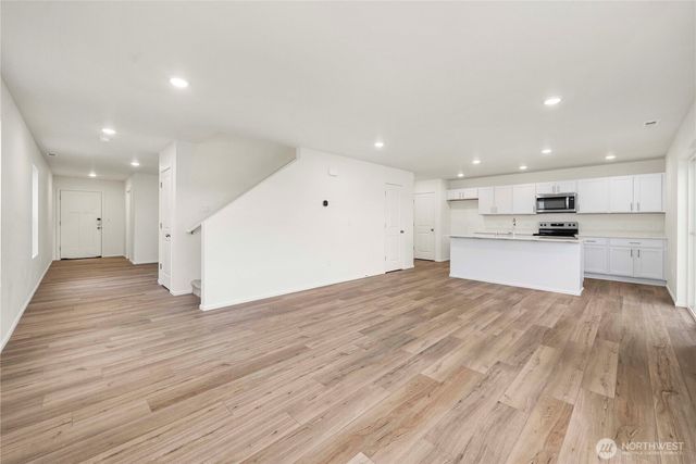 9902 Ferns Loop SE, Yelm, WA 98597