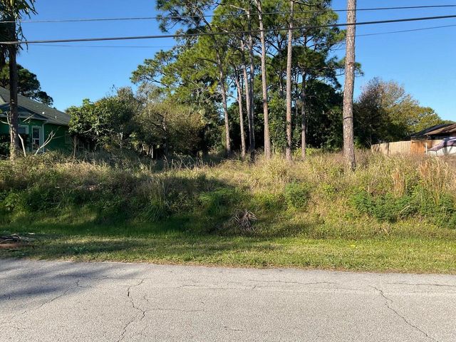 Tbd Hickory Drive, Fort Pierce, FL 34982