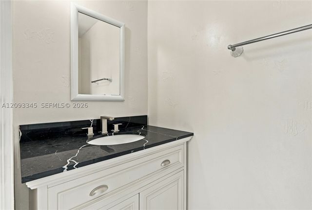 444 Glenbrook Dr, Atlantis, FL 33462