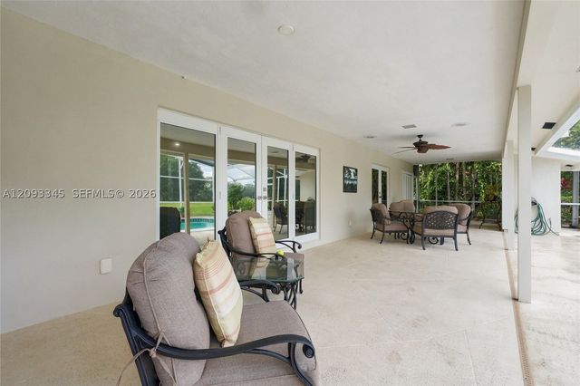 444 Glenbrook Dr, Atlantis, FL 33462