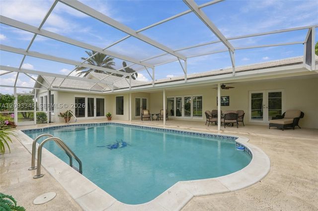 444 Glenbrook Dr, Atlantis, FL 33462