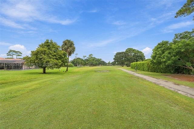 444 Glenbrook Dr, Atlantis, FL 33462