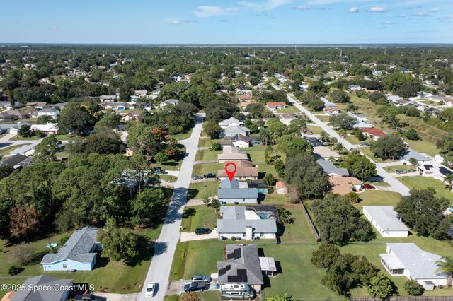 949 Custer Street NW, Palm Bay, FL 32907