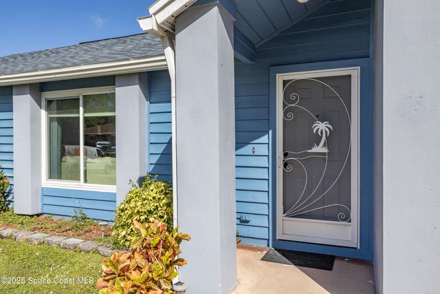 949 Custer Street NW, Palm Bay, FL 32907