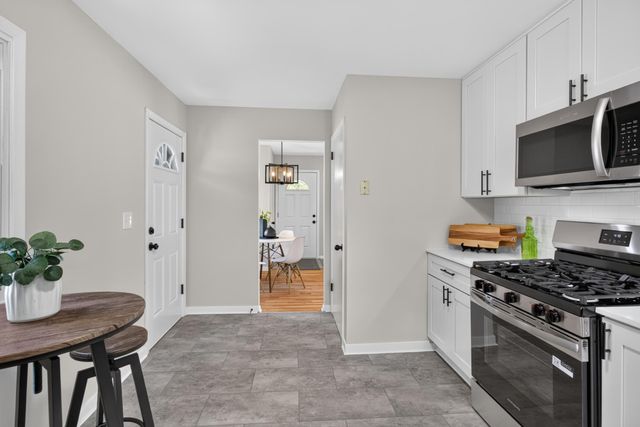 7070 Claude Avenue, Inver Grove Heights, MN 55076