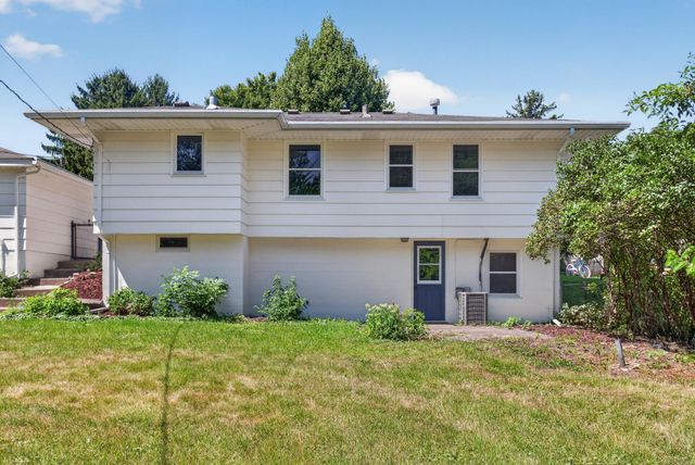 7070 Claude Avenue, Inver Grove Heights, MN 55076