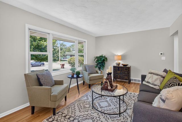 7070 Claude Avenue, Inver Grove Heights, MN 55076