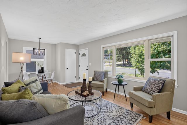 7070 Claude Avenue, Inver Grove Heights, MN 55076