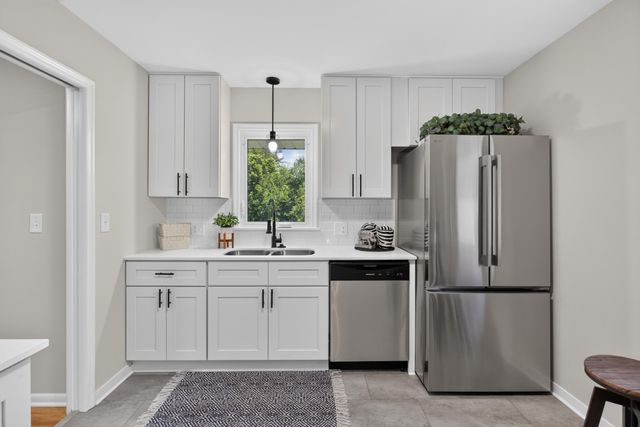 7070 Claude Avenue, Inver Grove Heights, MN 55076